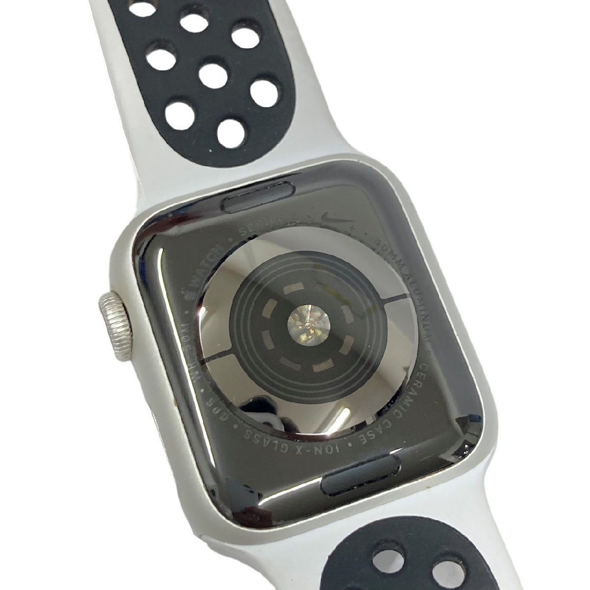 お気にいる Apple Watch N2308R59 【中古】 全国送料一律370円 A1977
