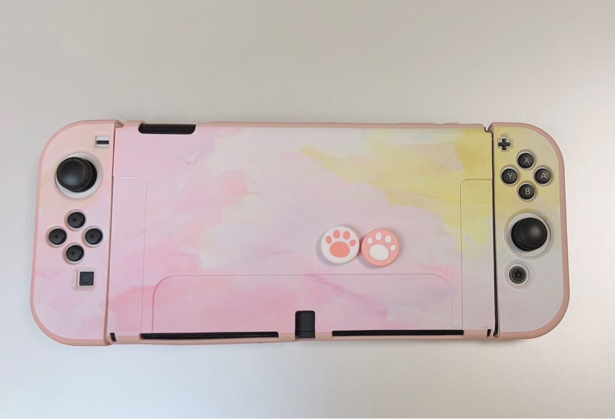 人気　可愛い　Switch有機ELハードカバー　スイッチOLEDカバー ピンク系