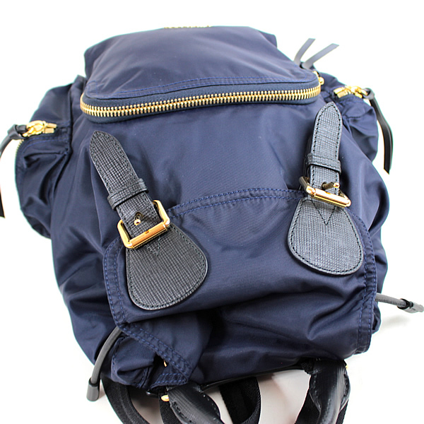  Burberry рюкзак как новый прекрасный товар темно-синий темно-синий napsakBURBERRY r198