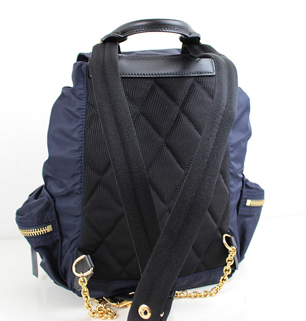  Burberry рюкзак как новый прекрасный товар темно-синий темно-синий napsakBURBERRY r198
