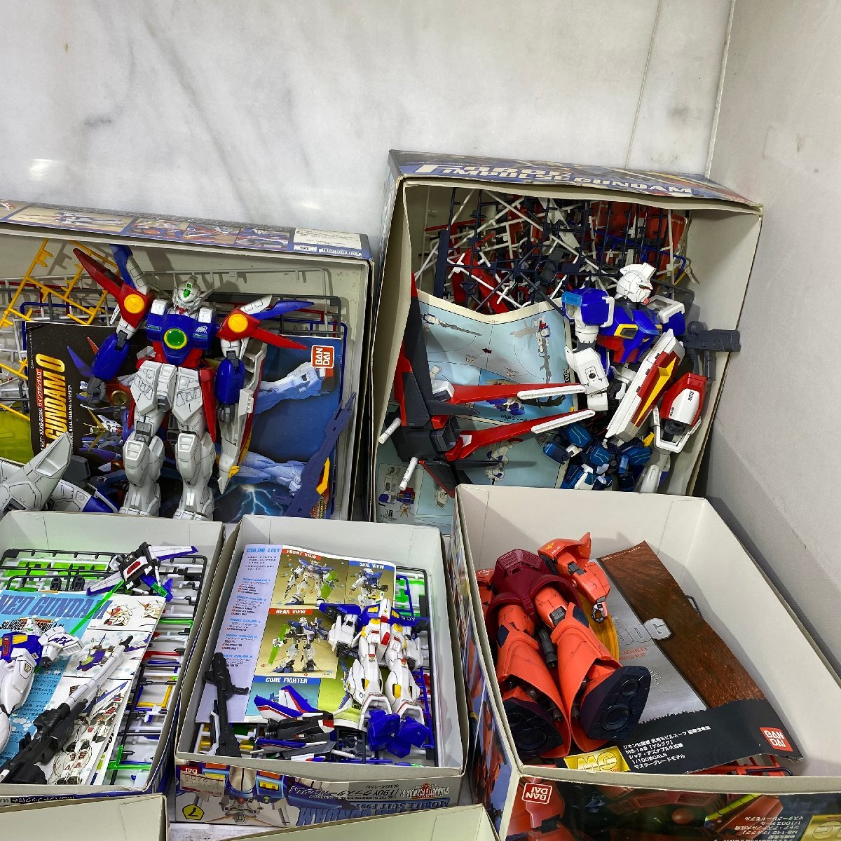 √OG√ バンダイ ガンプラ 完成品 まとめ 箱あり 中古品 ジャンク 現状品 １８体 ガンプラ大量 √Z-230833