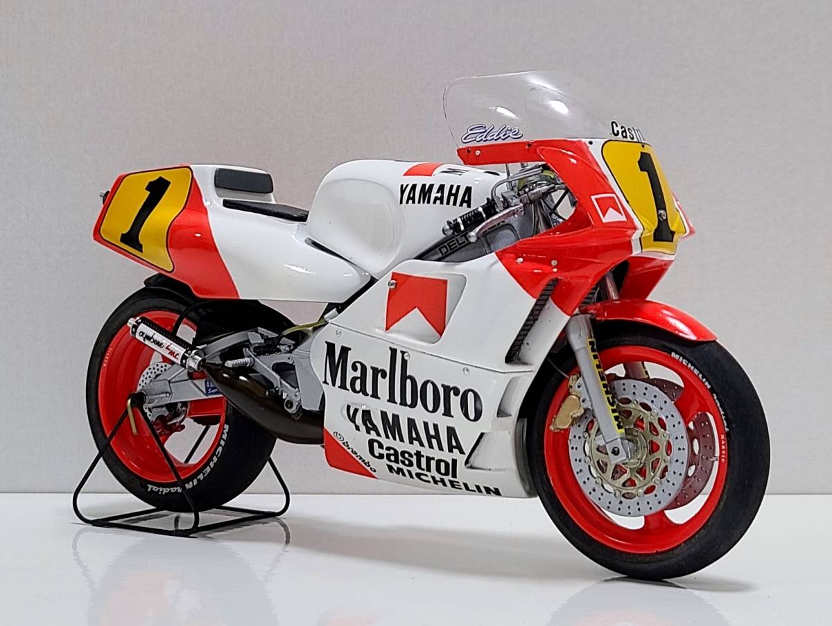 Yahoo!オークション - 1/12 1987年 Marlboro YAMAHA YZR500 #1 Yahoo!オークション - 1/12 1987年 Marlboro YAMAHA YZR500 #1