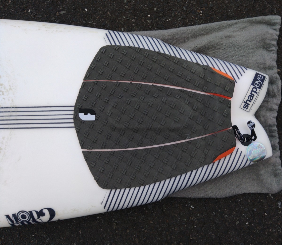 美品!! シャープアイ サーフボード 5,8　EPS 33L モダン2 MODERN2 オーストラリアシェープ　sharpeyes surfboards サーフィン　_画像5