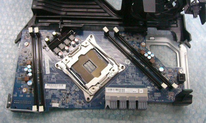ky13 hp Workstation Z640 Second CPU for riser card 