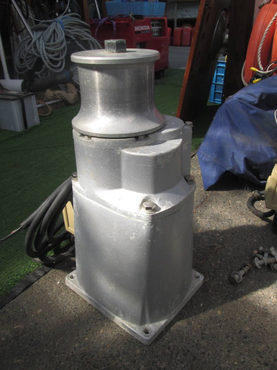 人気アイテム パワーで巻き上げろ!!☆岩崎漁業ヤング揚網機24V750W☆中古 電装品
