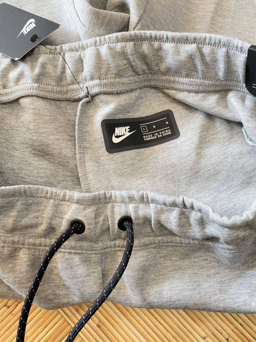 ナイキ　NIKE メンズ　XL テックフリース ショート　　ショートパンツ