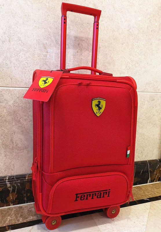 貴重品※Ferrari/フェラーリ※入手困難・スーツケース/キャリーケース
