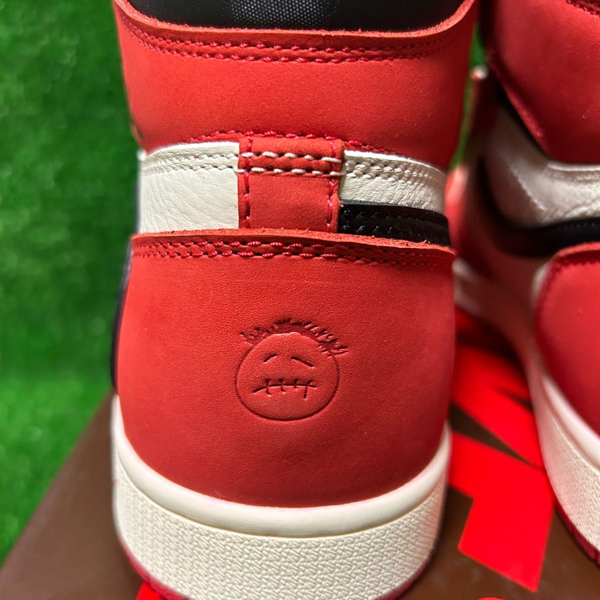 TRAVIS SCOTT × NIKE AIR JORDAN 1 RETRO HIGH OG CHICAGO TRAVIS SCOTT × NIKE AIR JORDAN 1 RETRO HIGH OG CHICAGO