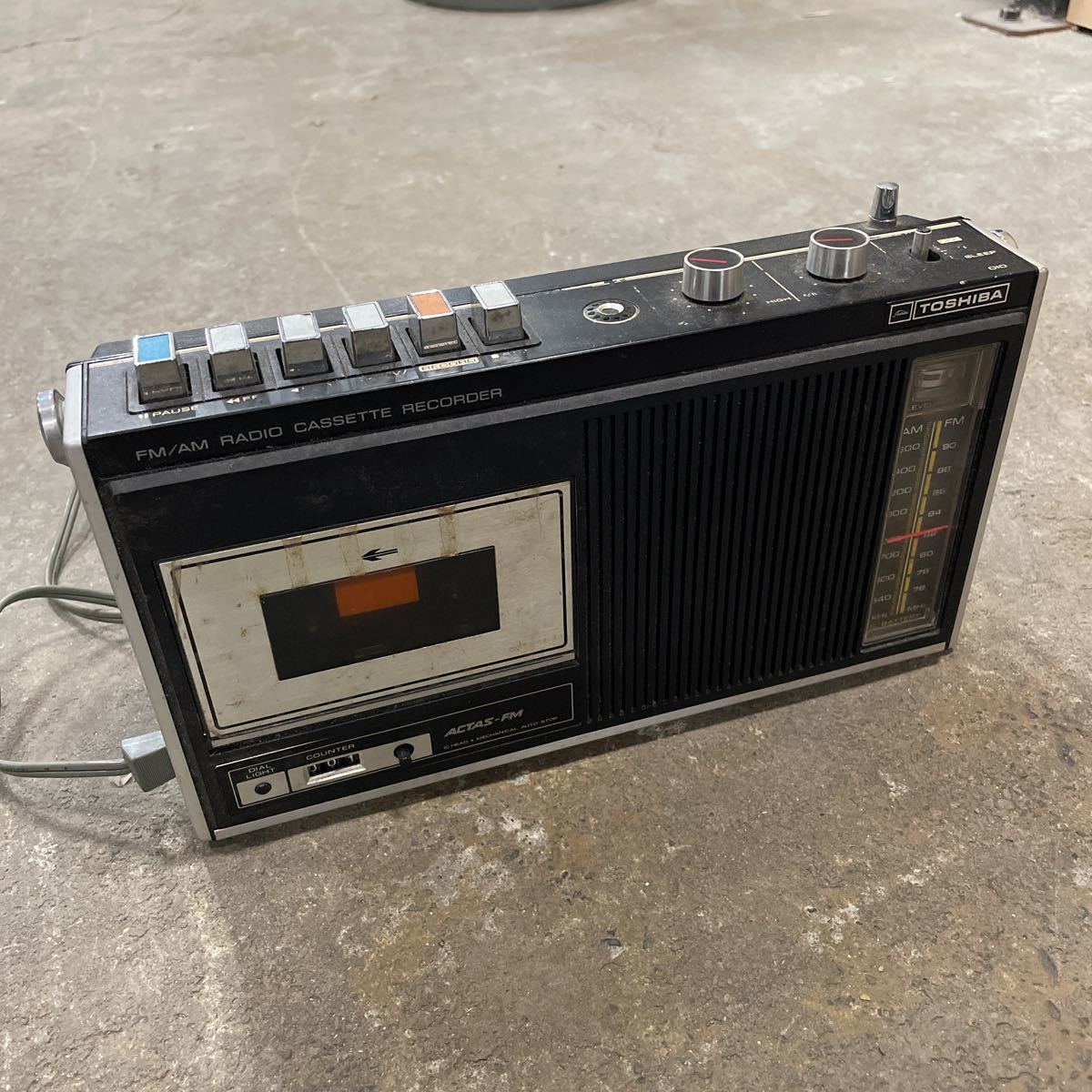 [A-93][ junk ]TOSHIBA Toshiba radio-cassette RT-293F