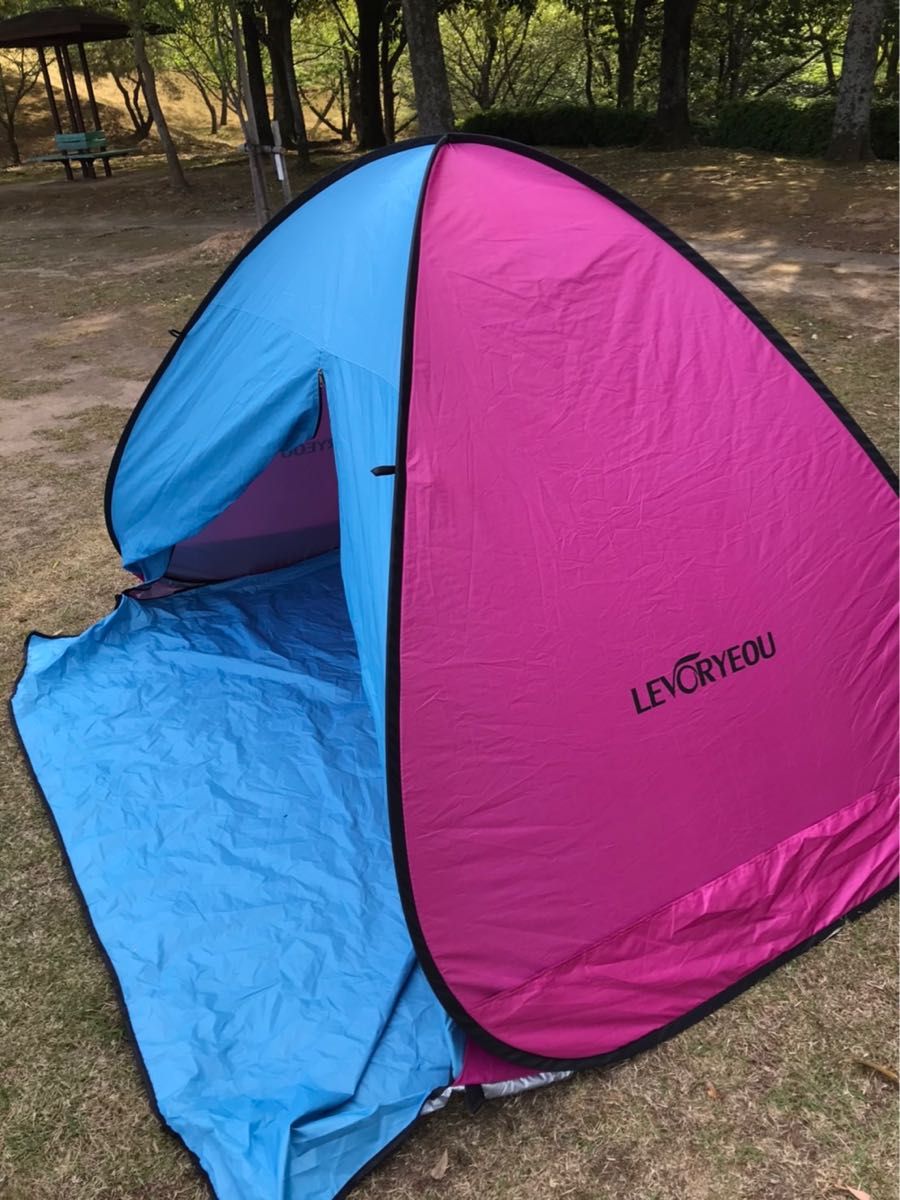 人気カラー　水色&ピンク　組み立て不要　ポップアップテント　ワンタッチテント　サンシェード　キャンプ　UV　日焼け止め　公園