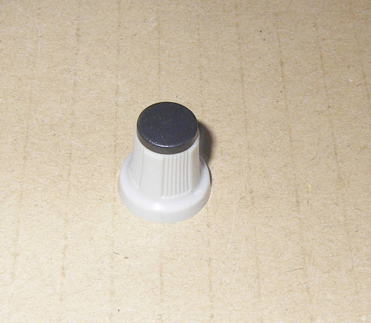 ★AKAI MPK25/MPK49/MPK88/APC20/APC40/MPD24/MPD32/MINIAK other KNOB ノブ★OK!!★_画像3