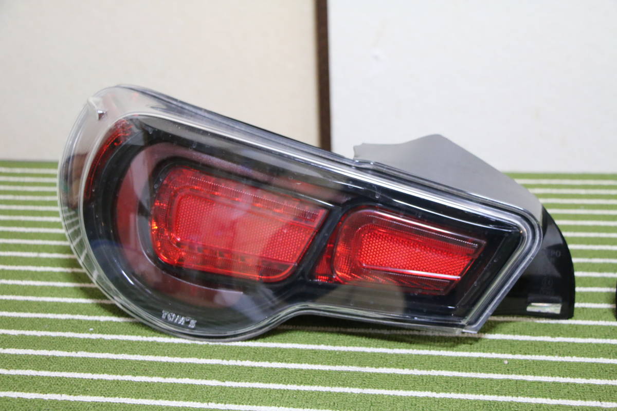 BRZ ZN6 FT86 ZC6 前期後期 STI GT トムス TOMS TOM'S LED BRZ ZN6 FT86 ZC6 前期後期 STI GT トムス TOMS TOM'S LED