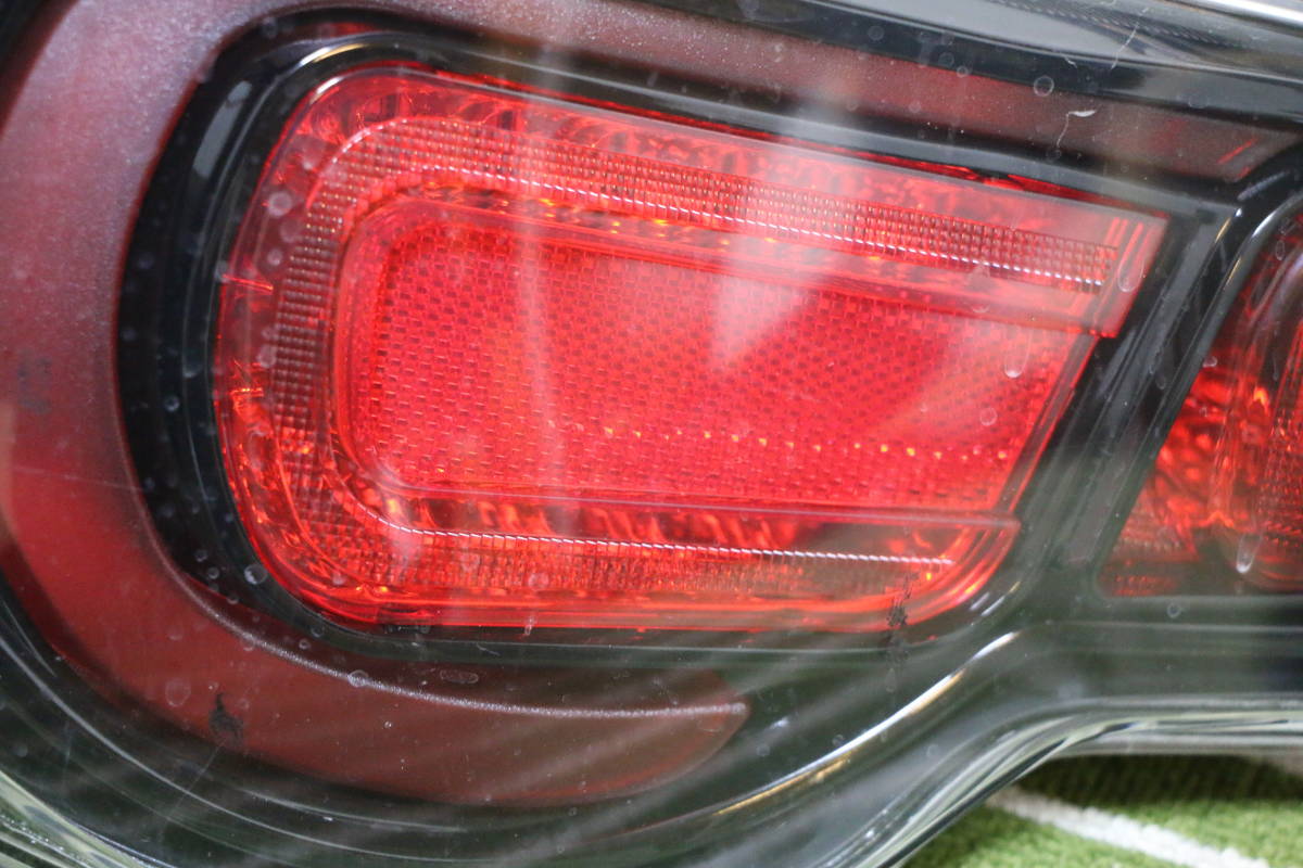 BRZ ZN6 FT86 ZC6 前期後期 STI GT トムス TOMS TOM'S LED BRZ ZN6 FT86 ZC6 前期後期 STI GT トムス TOMS TOM'S LED