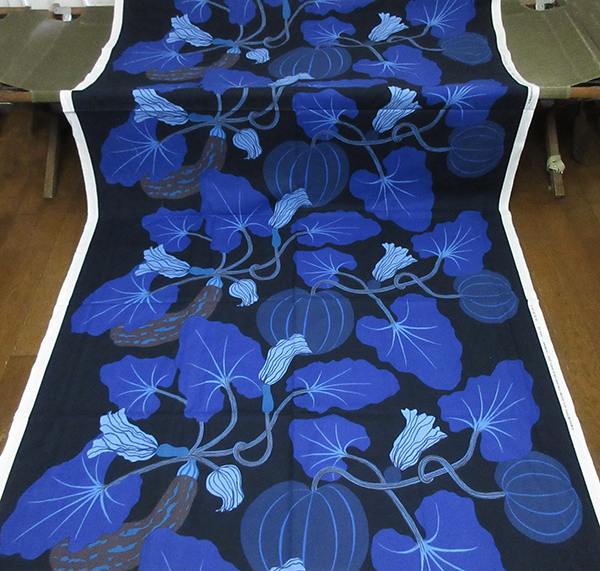 注文割引 ファブリック KUMINA マリメッコ 304×145cm!■marimekko 生地 フィンランド 北欧 カバー カーテン タペストリー はぎれ カットクロス マリメッコ 注文割引 ファブリック KUMINA マリメッコ 304×145cm!■marimekko 生地 フィンランド 北欧 カバー カーテン タペストリー はぎれ カットクロス マリメッコ