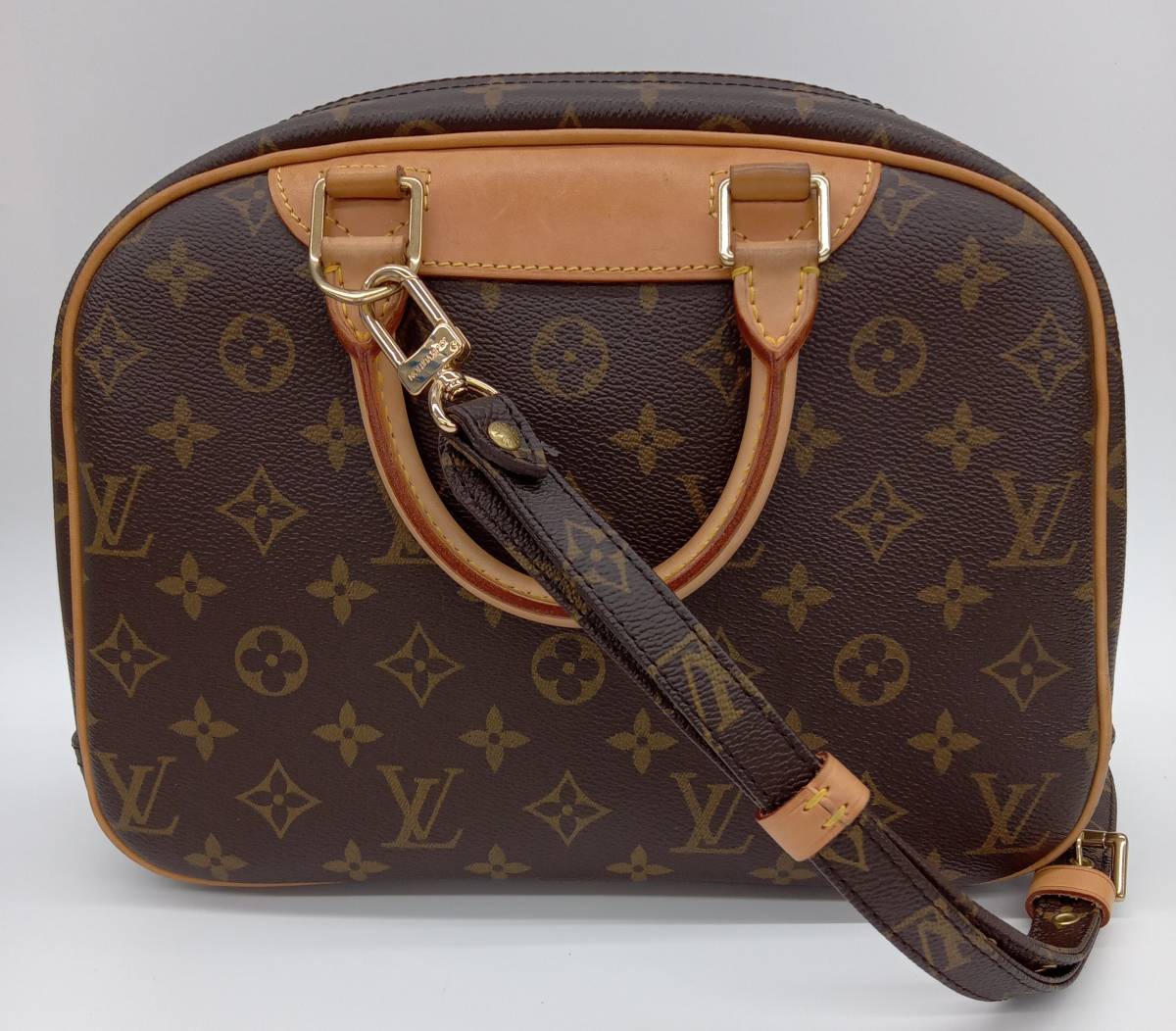 LOUISVUITTON ルイ・ヴィトン モノグラム M42228 トゥルーヴィル