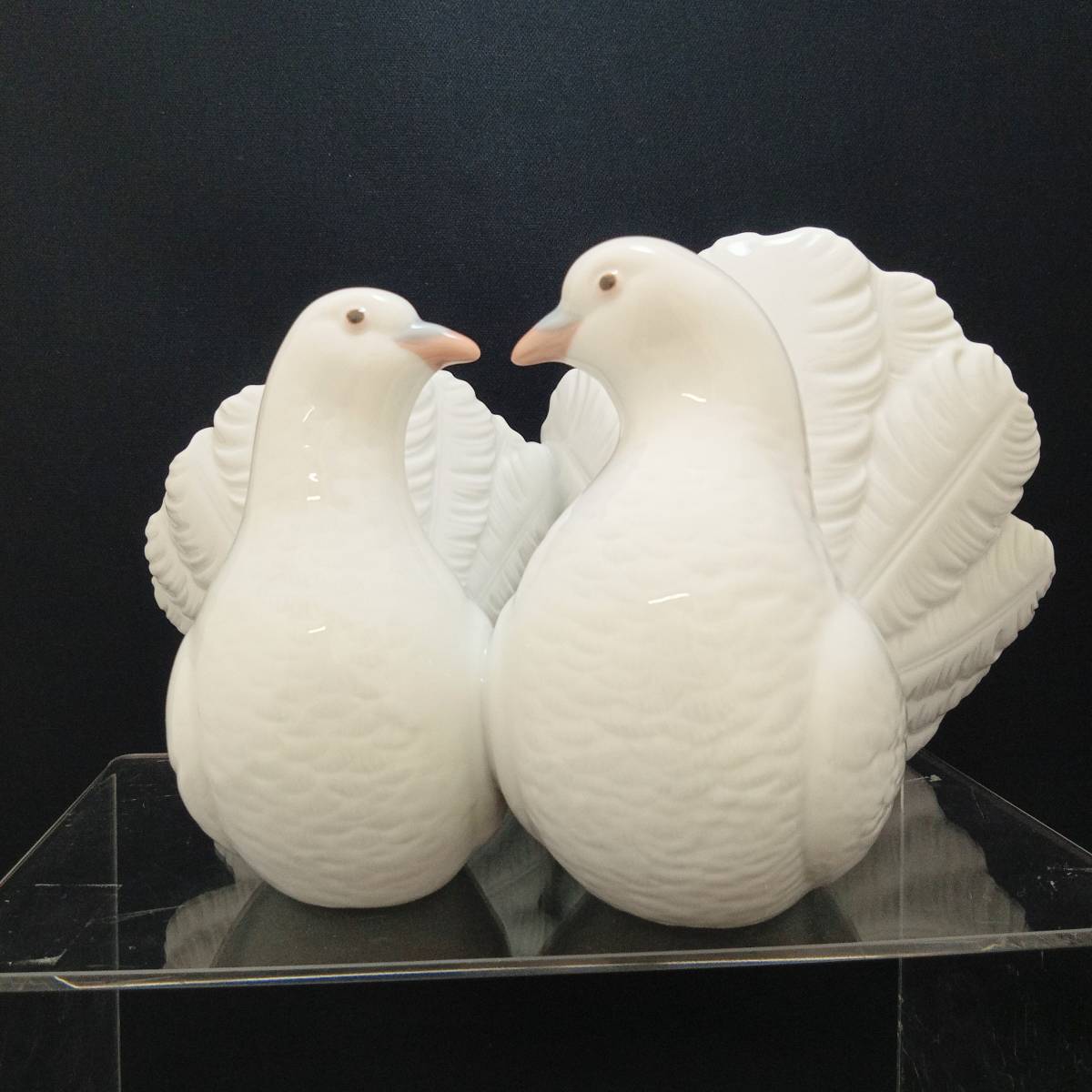 【激安】 箱袋付き つがいの鳩 リヤドロ 【美品】LLADRO 白鳩 店舗受取可 陶器 置物 陶磁器 リヤドロ 【激安】 箱袋付き つがいの鳩 リヤドロ 【美品】LLADRO 白鳩 店舗受取可 陶器 置物 陶磁器 リヤドロ