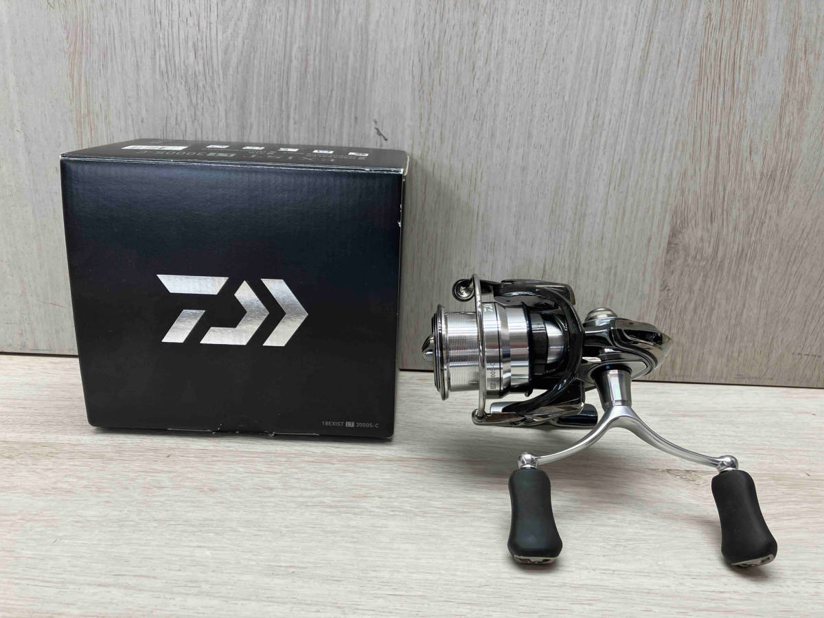 DAIWA/ダイワ 18EXIST/18イグジスト LT3000S-C リール　スピニングリール　フィッシング　釣り　ケースあり_画像1