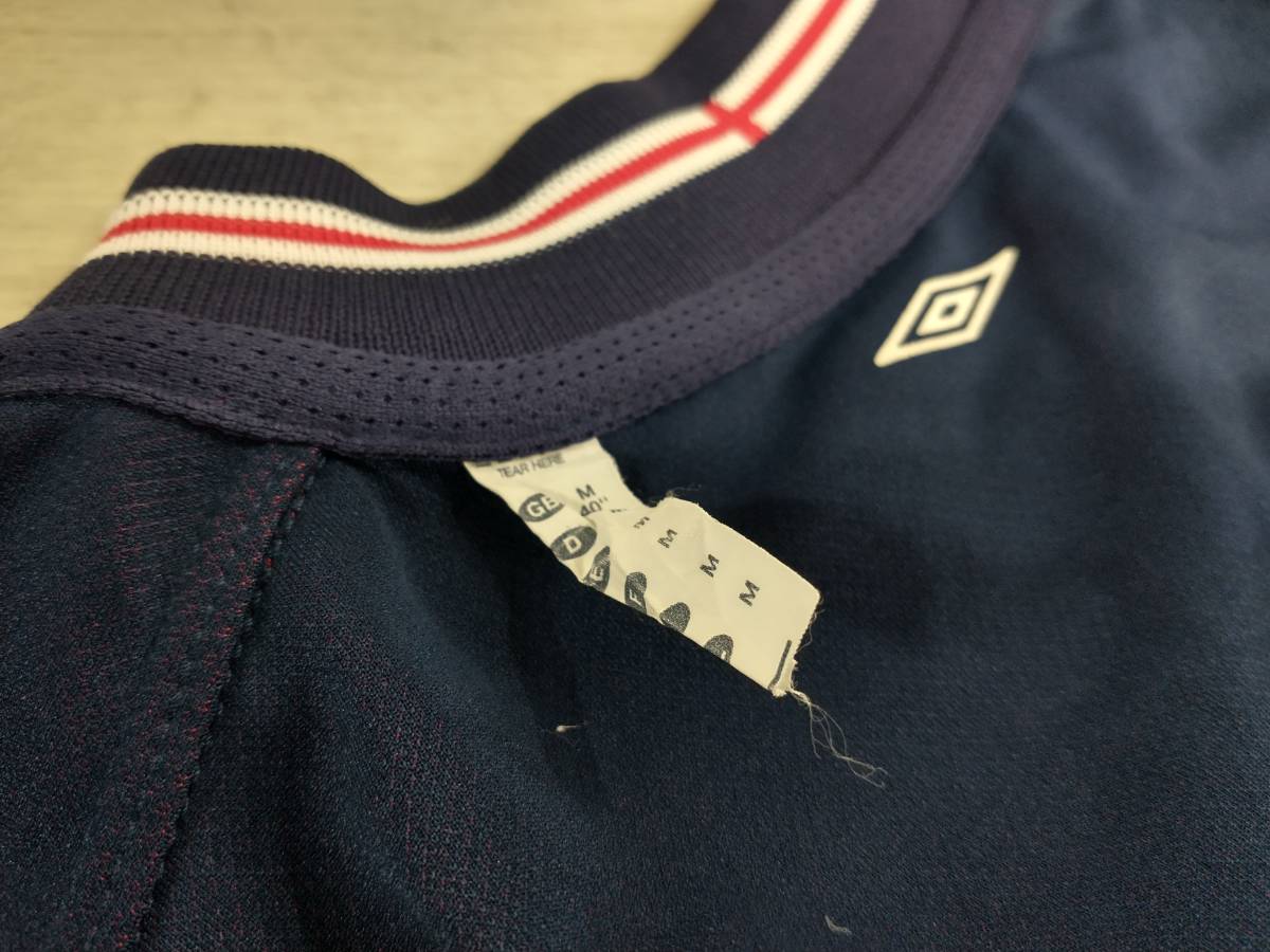 在庫僅少】 イングランド代表 UMBRO 2004年 トラックジャケット