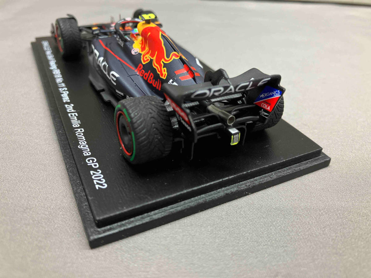 スパーク 1/43 ORACLE Red Bull Racing RB18 No.11 S.Perez 2nd Emilia Romagna GP 2022_画像5