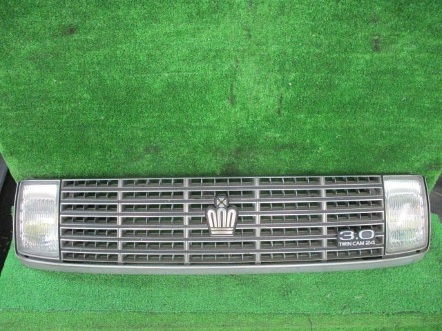 330097*E-MS137/ Crown [ original ] radiator grill * plating * foglamp * old car rare * emblem *