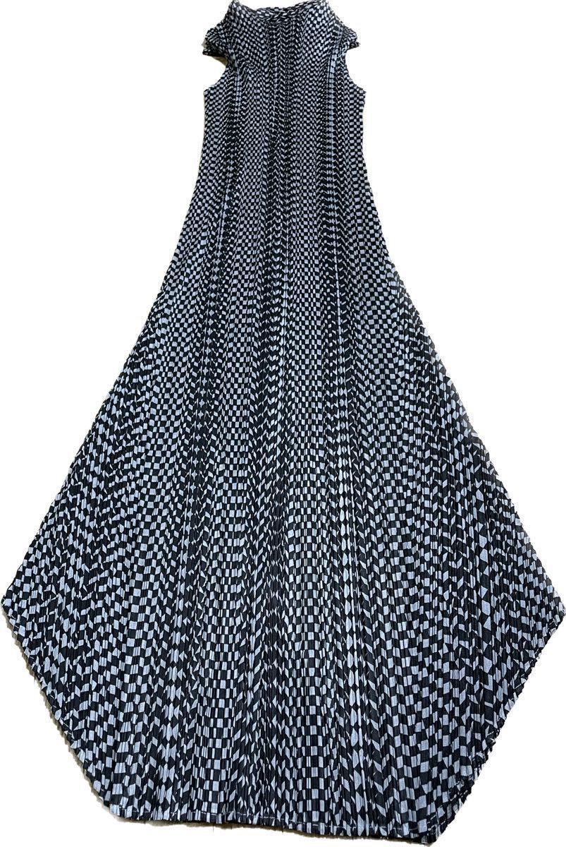 未使用品】PLEATS PLEASE プリーツプリーズ ISSEY MIYAKE 未使用品】PLEATS PLEASE プリーツプリーズ ISSEY MIYAKE
