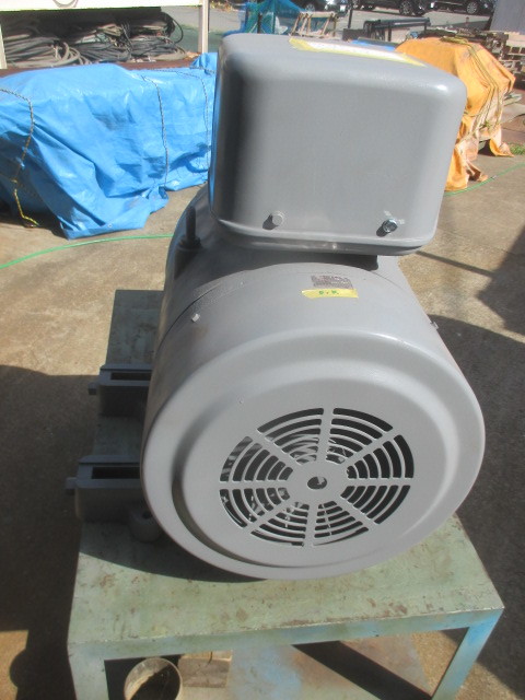 332) 日立 モーター 55kw×6P シャフト 75パイ、キー巾 20mm 332) 日立 モーター 55kw×6P シャフト 75パイ、キー巾 20mm