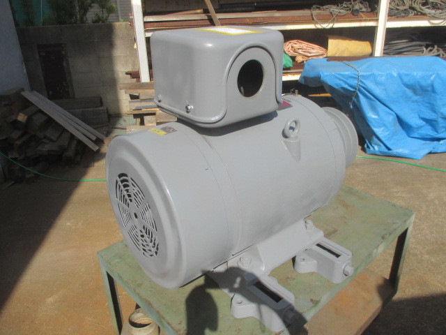 332) 日立 モーター 55kw×6P シャフト 75パイ、キー巾 20mm 332) 日立 モーター 55kw×6P シャフト 75パイ、キー巾 20mm