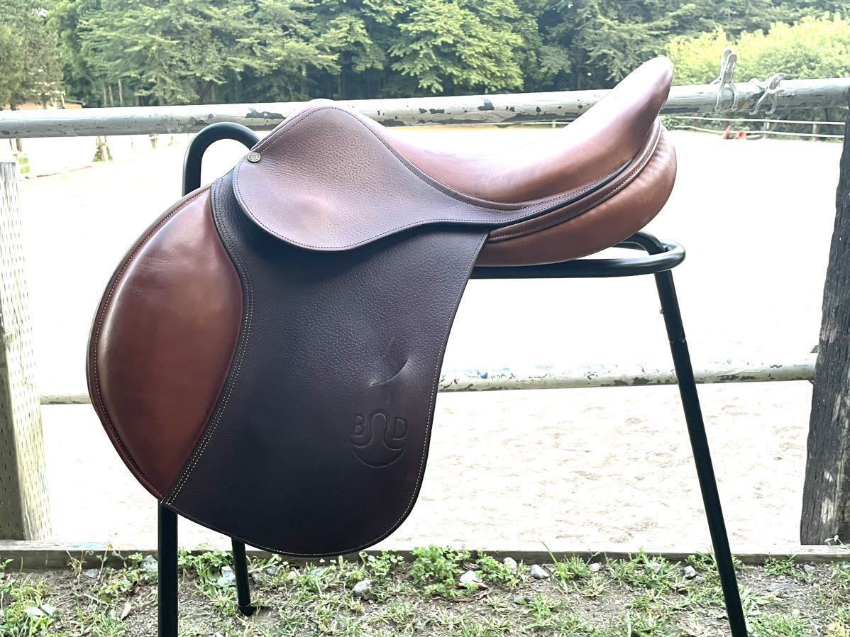 乗馬ブルーノ Bruno Delgrange 障害鞍 17 ,5M-