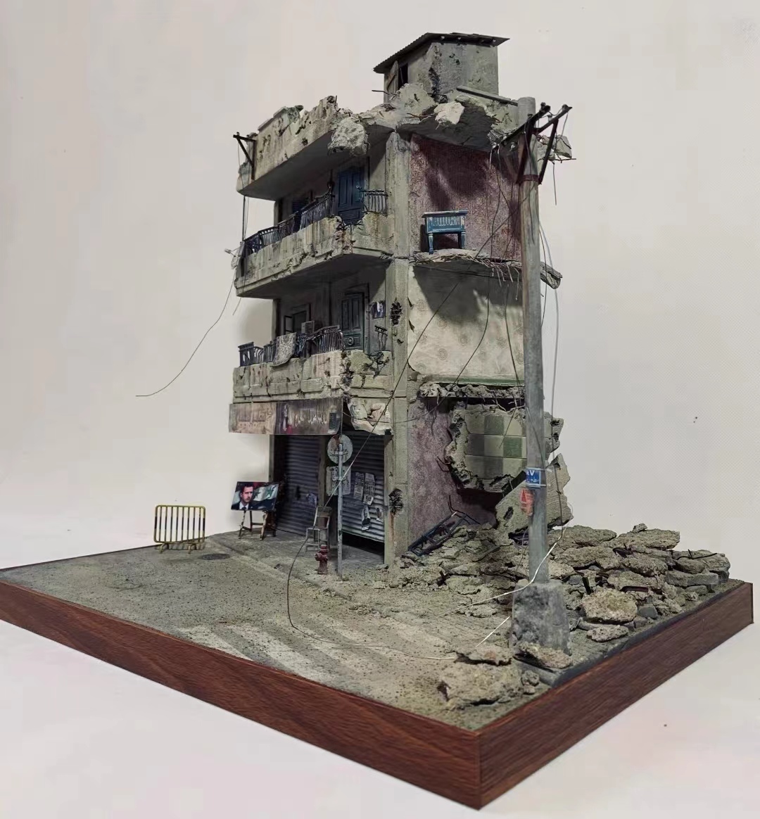 ジオラマ完成品 1/35スケール シリア戦争で破壊された建物 オリジナル製作 展示台_画像4