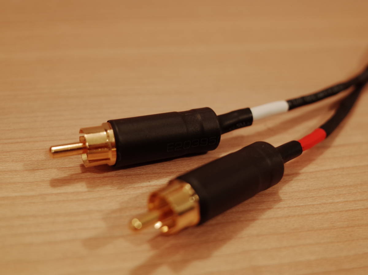 ★ 即決 BELDEN 88760 RCA-ステレオミニプラグ3.5mm Amphenol KS3PC-AU 変換ケーブル 2m Yケーブル 金メッキ NYS352AG ★_画像3