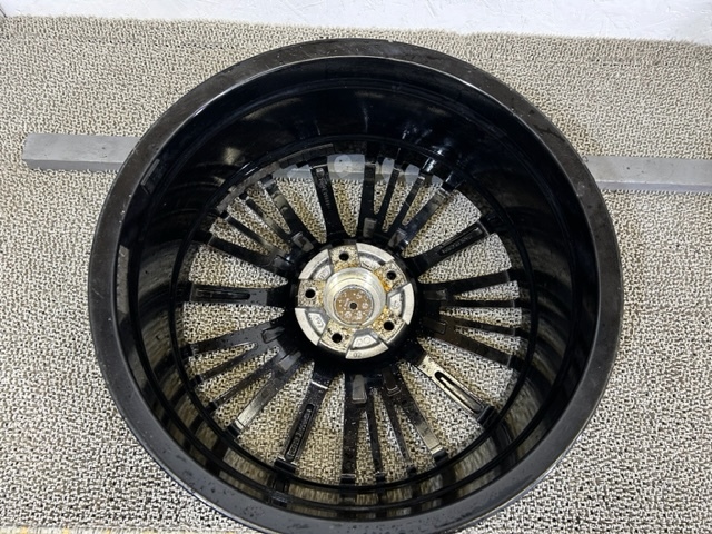 社外品 19×8J 5H PCD 114.3 OFFSET +48 4本 804 アルミホイール(沖縄県・離島は発送不可)_画像8