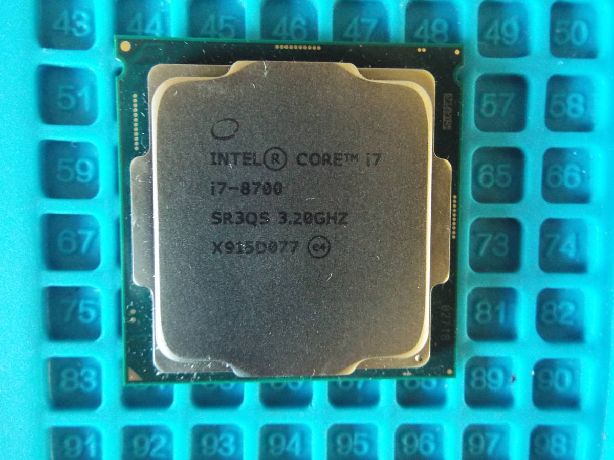 最新デザインの Intel i7-8700 3.2GHz Core Core i7