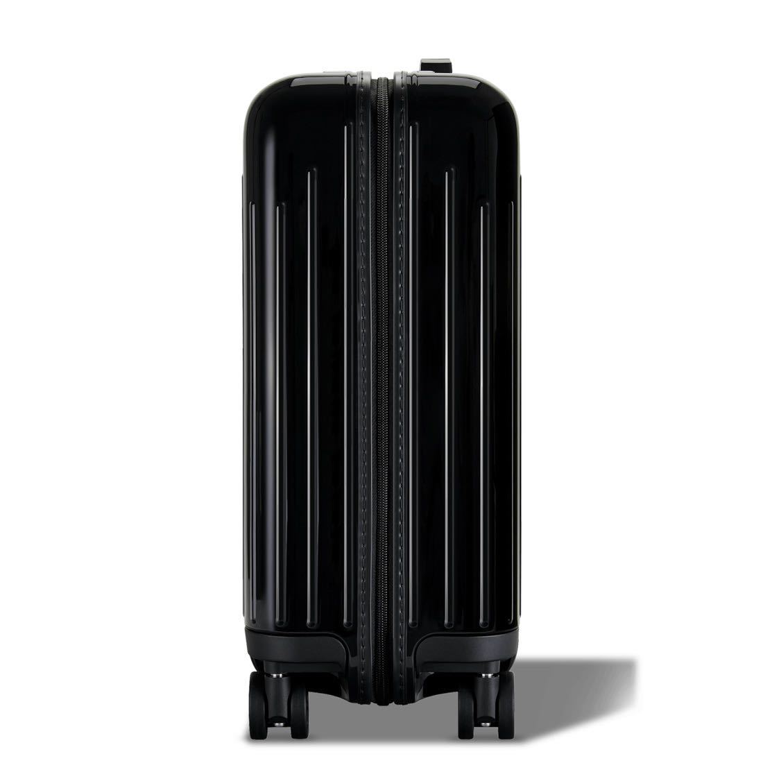 RIMOWA リモワ Essential Lite ブラック 28L 機内持ち込み