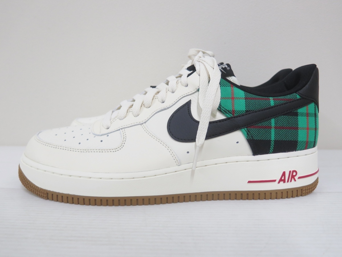 NIKE ナイキ DV0791-100 AIR FORCE 1 '07 LX スニーカー　未使用美品_画像2