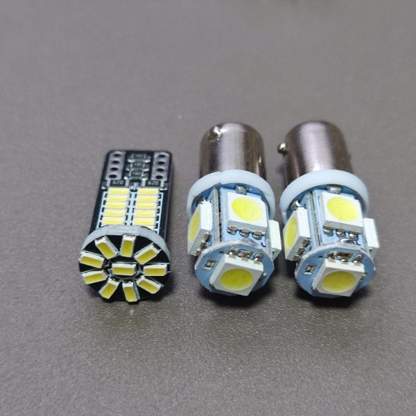 爆光！BNR34 スカイラインGT-R ルームランプ 3個セット T10 LED ホワイト ニッサン 日産 /34/t31_画像1