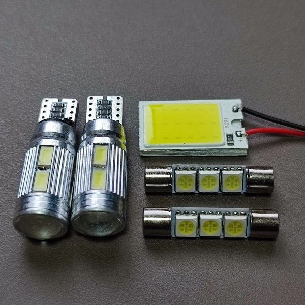 超爆光！ヴェゼル RU1 RU2 RU3 RU4 ルームランプ バックランプ LED 5個セット ホワイト ホンダ /10/f3/c18_画像1