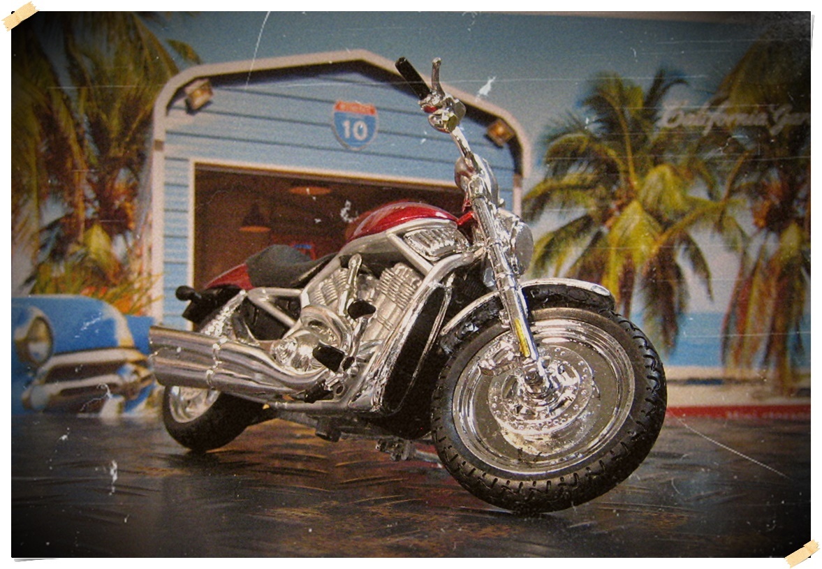 Maisto マイスト 1/18 Harley ハーレー VRSCA V-ROD 2002 ~4? Street Rod ストリート ロッド メタリックレッド バイク オートバイ 箱付きの画像7