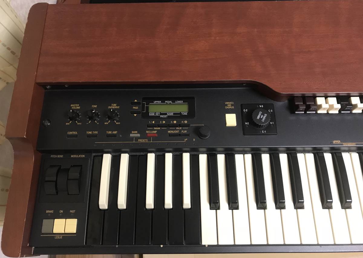 Hammond XK-3 Hammond organ ( Hammond organ keyboard )