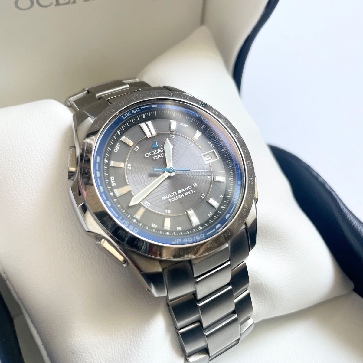 箱付き OCEANUS 電波ソーラー CASIO OCW-T100 説明書 コマ4つ 箱付き OCEANUS 電波ソーラー CASIO OCW-T100 説明書 コマ4つ