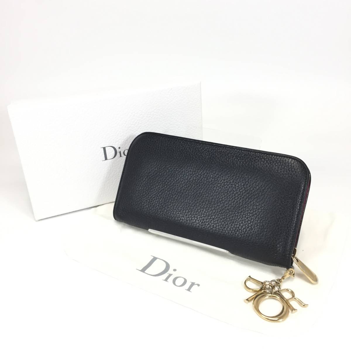 4092-60【 Christian Dior 】 クリスチャン ディオール 長財布 ロゴチャーム付き 黒×紫 レザー ラウンドファスナー レディース