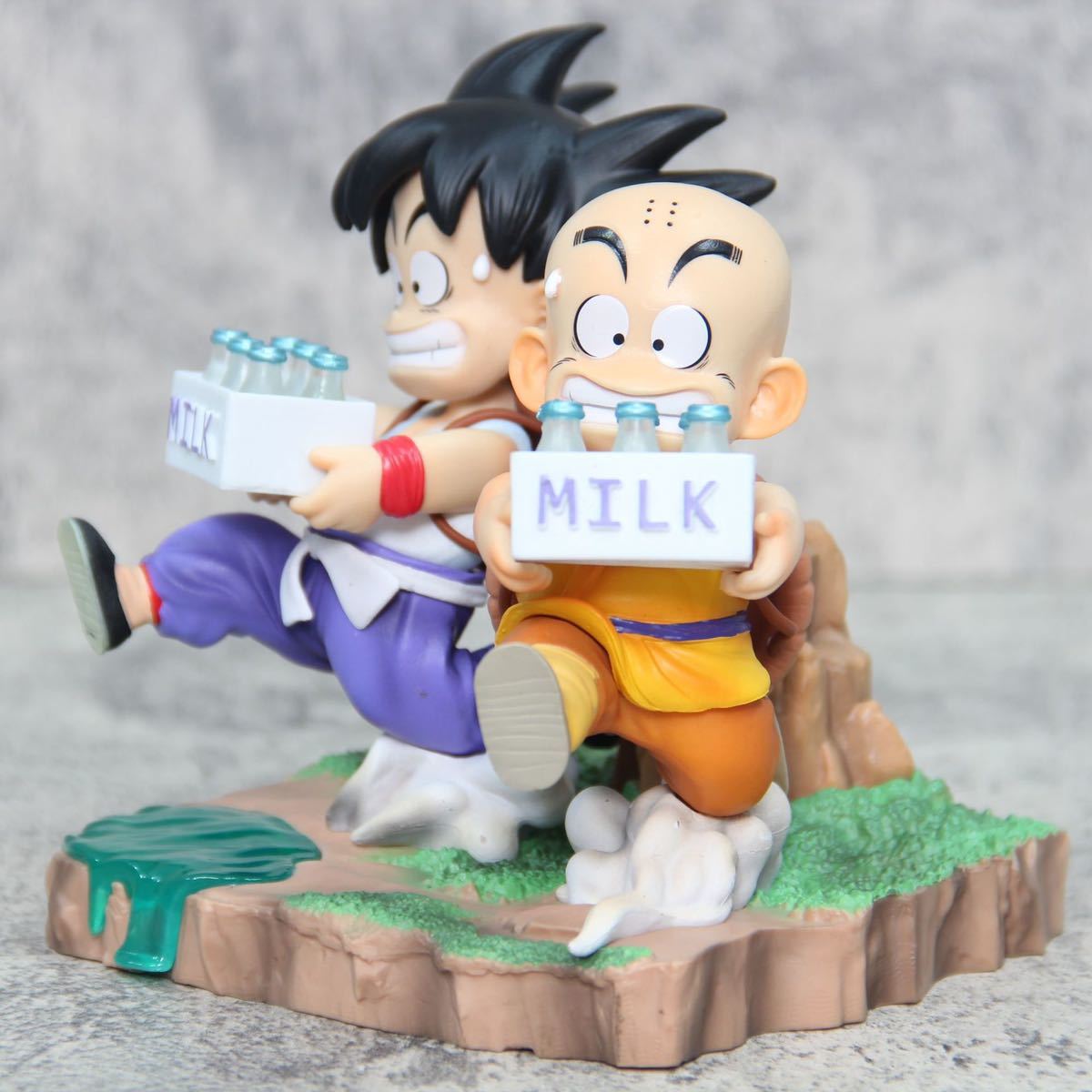 ドラゴンボール DRAGON BALL 亀仙人の修行 牛乳配達 孫悟空 クリリン