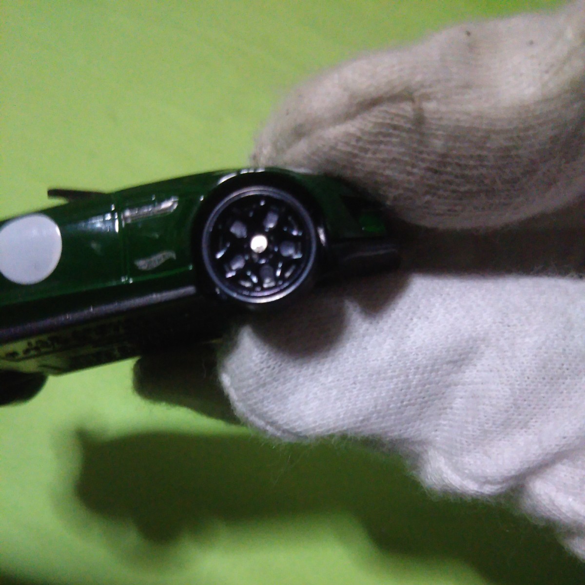 ミニカー ホットウィール ジャガー jaguar Fタイプ グリーン 改造ベースに是非！_画像6