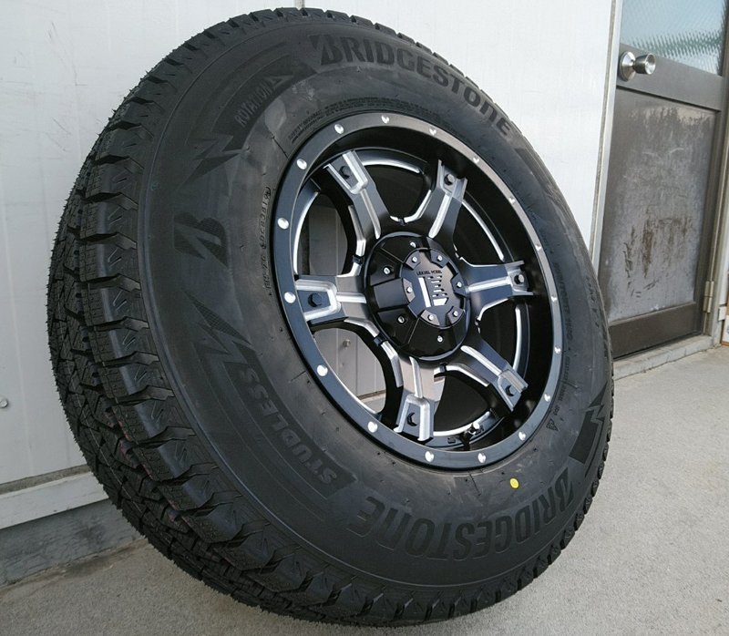 スタッドレス プラド ハイラックス FJ サーフ H3 タイヤホイールセット ブリヂストン ブリザック DM-V3 265/70R17 265/65R17 OutLaw_画像3