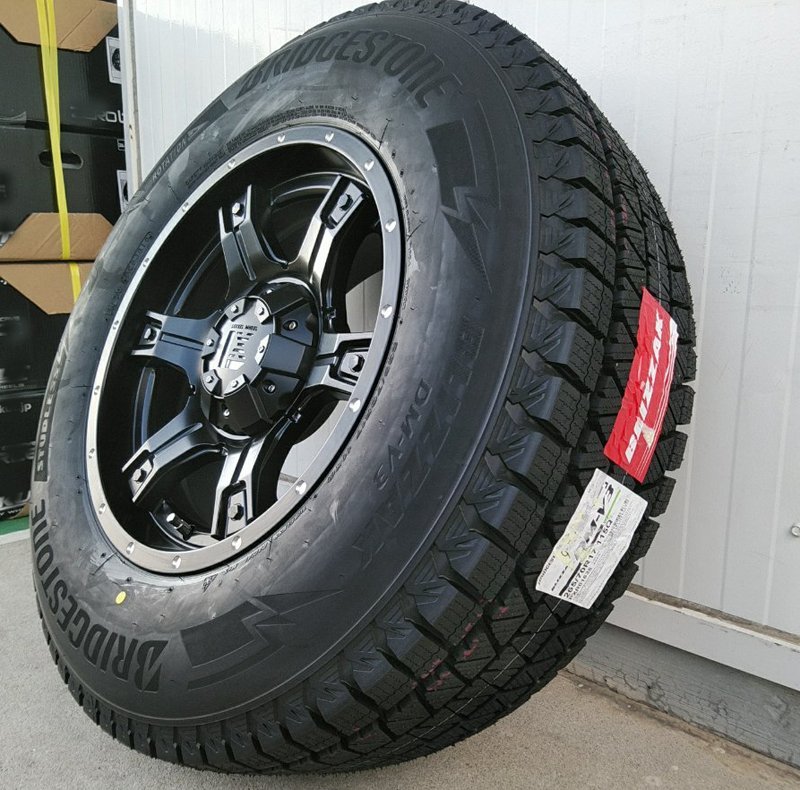 スタッドレス プラド ハイラックス FJ サーフ H3 タイヤホイールセット ブリヂストン ブリザック DM-V3 265/70R17 265/65R17 OutLaw_画像9