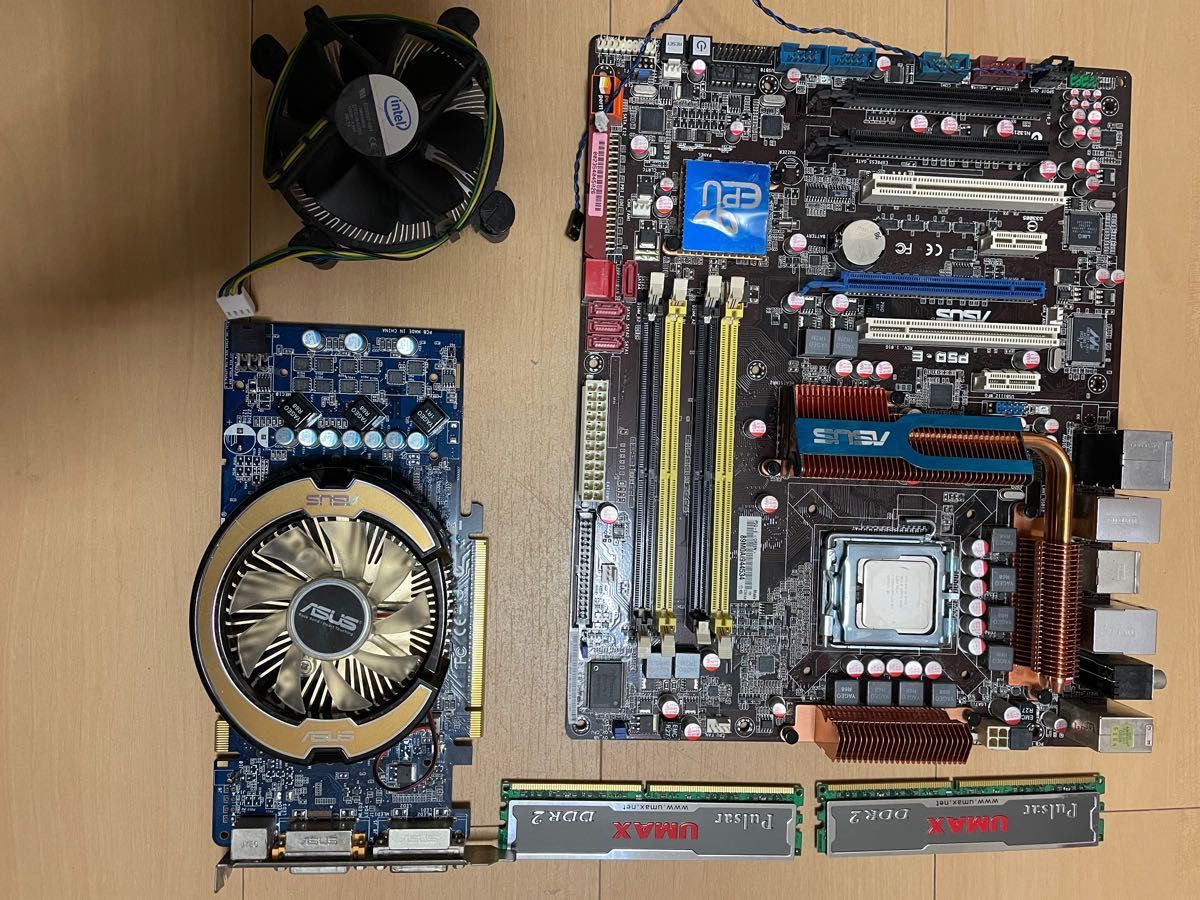 CPU  core2 quad 9550 マザーボード　P5QE グラボ　ASUS Nvidia Geforce 9600GT他