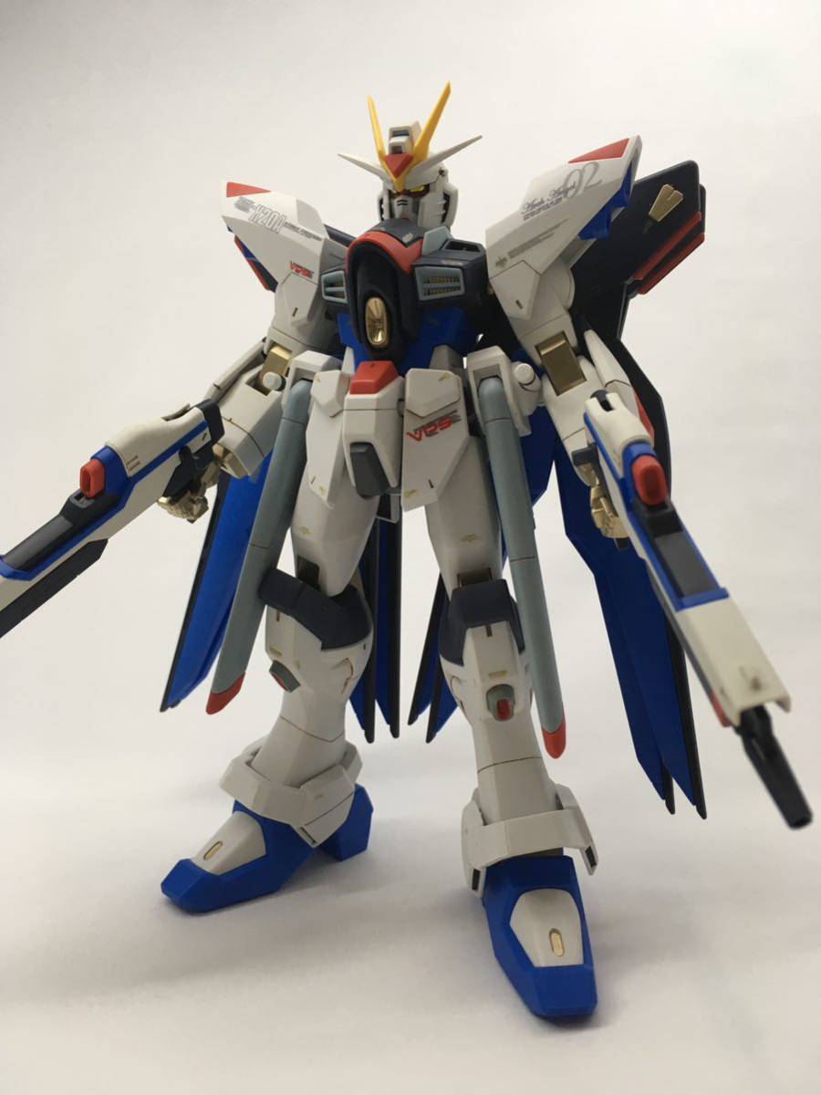 第1位獲得！】 完成品1/100【デスティニーガンダム】【ストライク