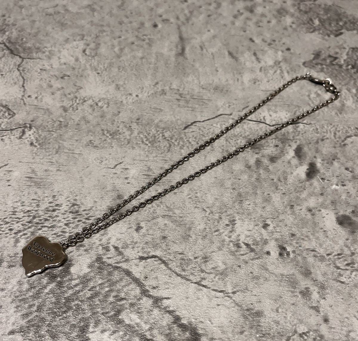 希少 美品 Vivienne Westwood ハート シルバー ネックレス 希少 美品 Vivienne Westwood ハート シルバー ネックレス