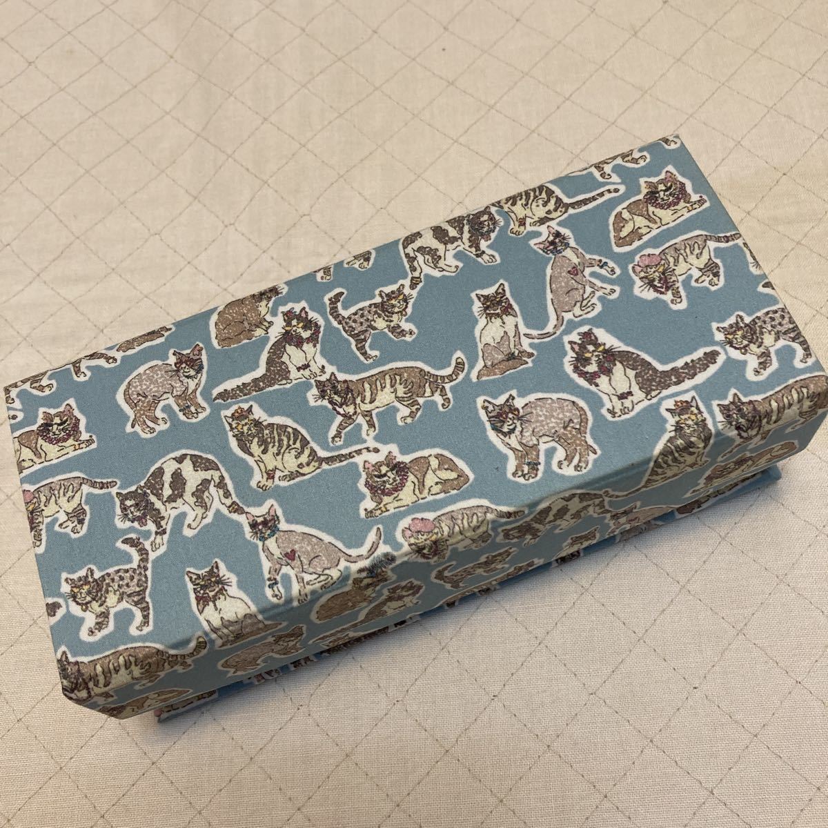  jeans Liberty cat pattern glasses case free shipping case f rom London with Rav × Liberty cat PC glasses unused sini Agras attaching 