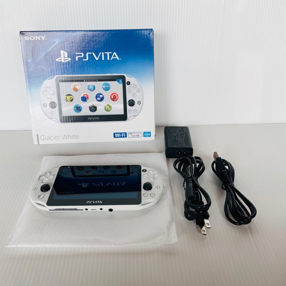 PSVita PCH-2000 グレイシャー・ホワイト｜PayPayフリマ