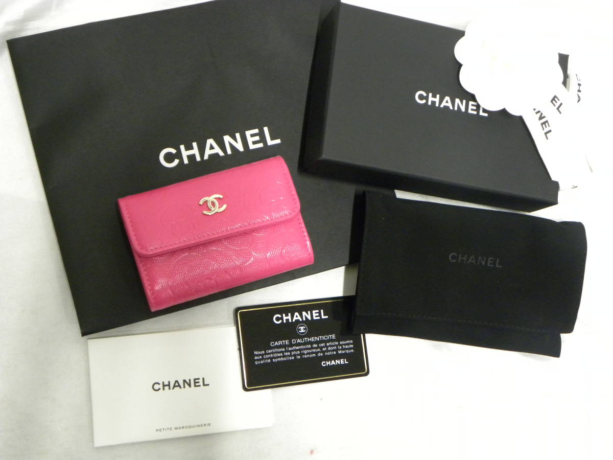 シャネル☆4連キーケース キャビアスキンXカメリア型押し ピンク☆取り外し可能なDリング付き☆CHANEL AP0167☆新品・本物_画像3